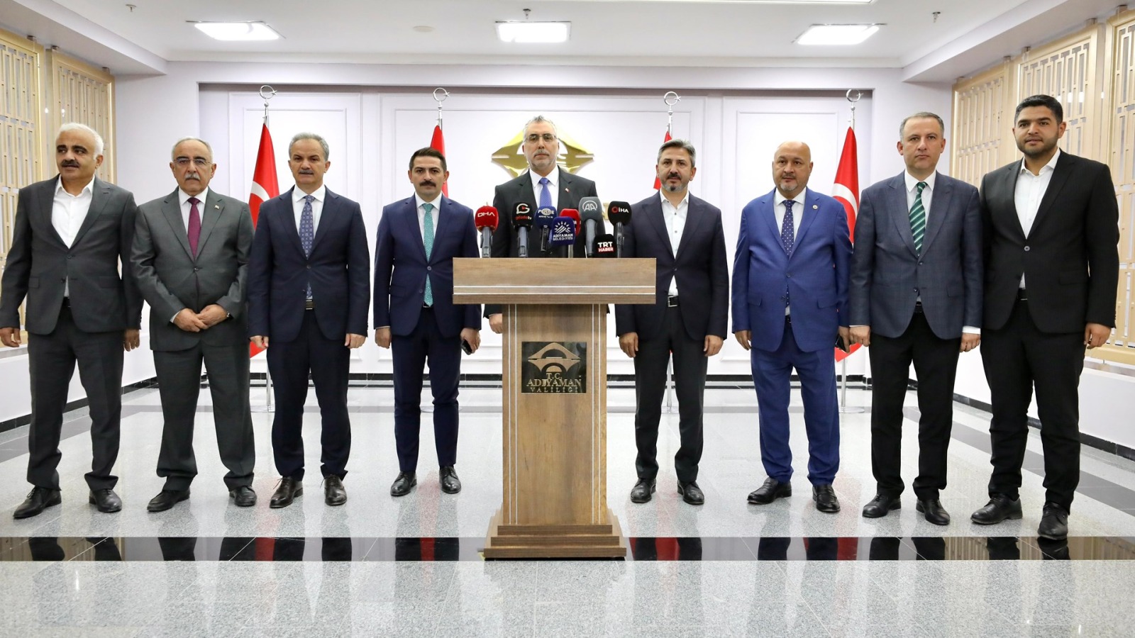 Bakan Işıkhan, Adıyaman’da Temaslarda Bulundu