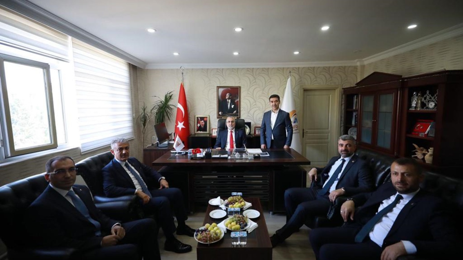 Bakan Işıkhan, Mardin'de "İş İnsanları ve STK Temsilcileri ile Buluşma Toplantısı"na Katıldı