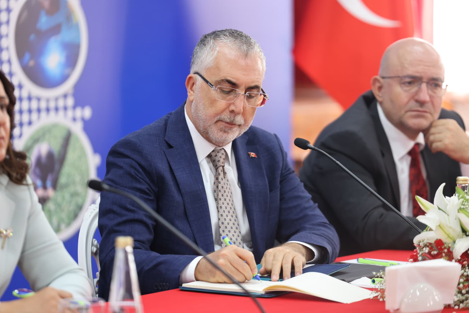 Bakan Işıkhan, Türkiye Yüzyılı Buluşmaları Kapsamında Burdur’da Ziyaretlerde Bulundu