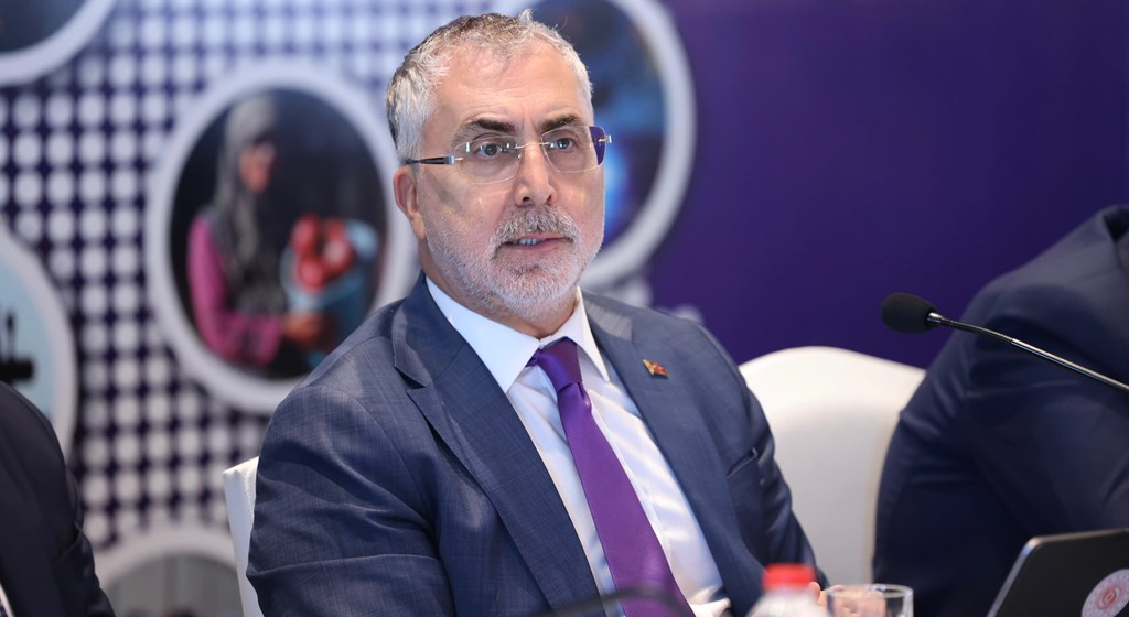 Bakan Işıkhan, Van’da Türkiye Buluşmaları Programına Katıldı