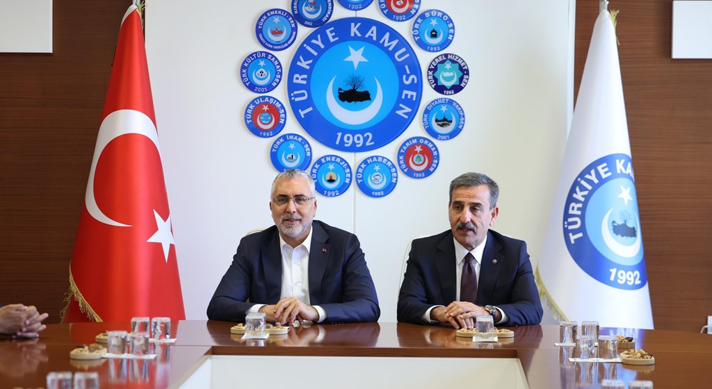 Çalışma ve Sosyal Güvenlik Bakanı Prof. Dr. Vedat Işıkhan, Konfederasyonları Ziyaret Etti