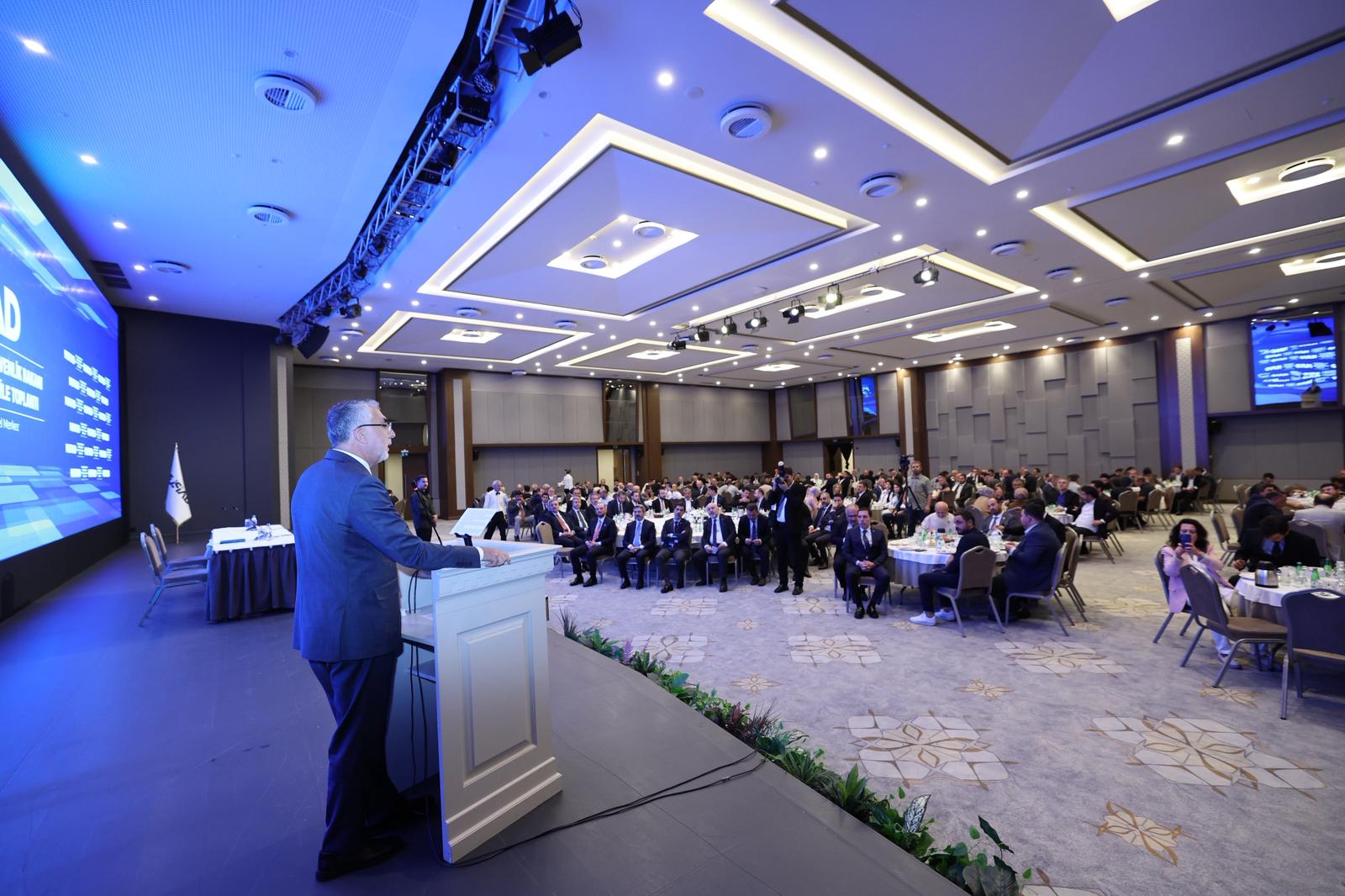 Çalışma Ve Sosyal Güvenlik Bakanı Prof. Dr. Vedat Işıkhan, MÜSİAD Yönetim Kurulu Toplantısına Katıldı