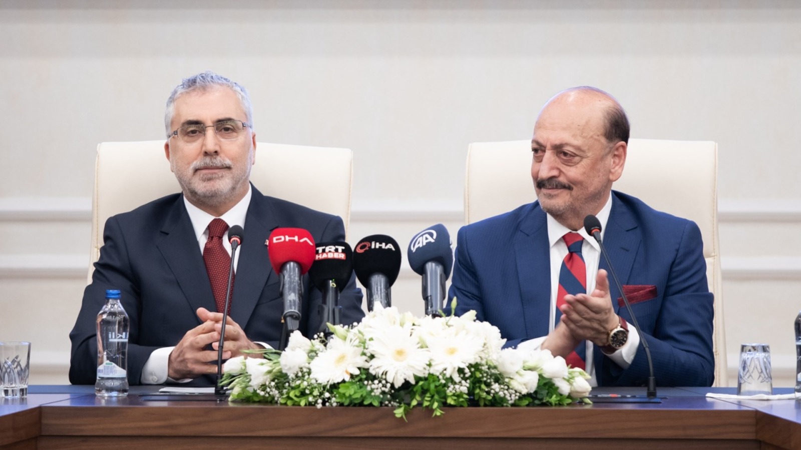 Çalışma ve Sosyal Güvenlik Bakanlığı’nda Devir Teslim Töreni Yapıldı