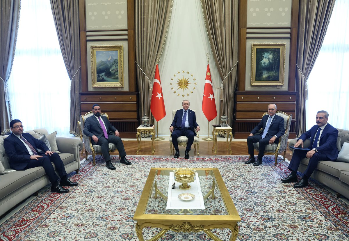 Cumhurbaşkanı Erdoğan, Irak Meclis Başkanı Halbusi'yi Külliye'de Kabul Etti