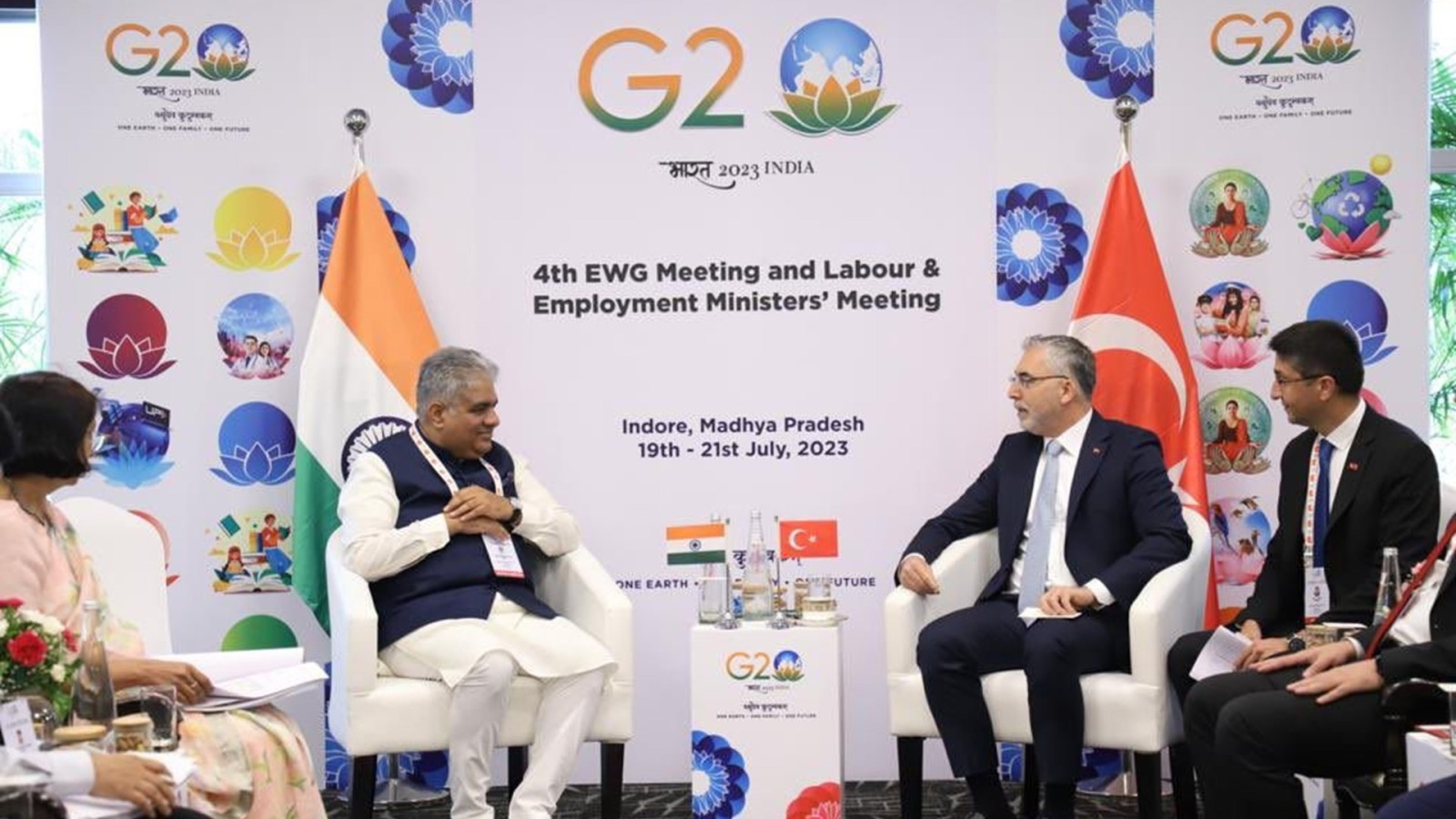 G20 Toplantısı için Hindistan’da Bulunan Bakan Işıkhan Bir Dizi Görüşme Gerçekleştirdi