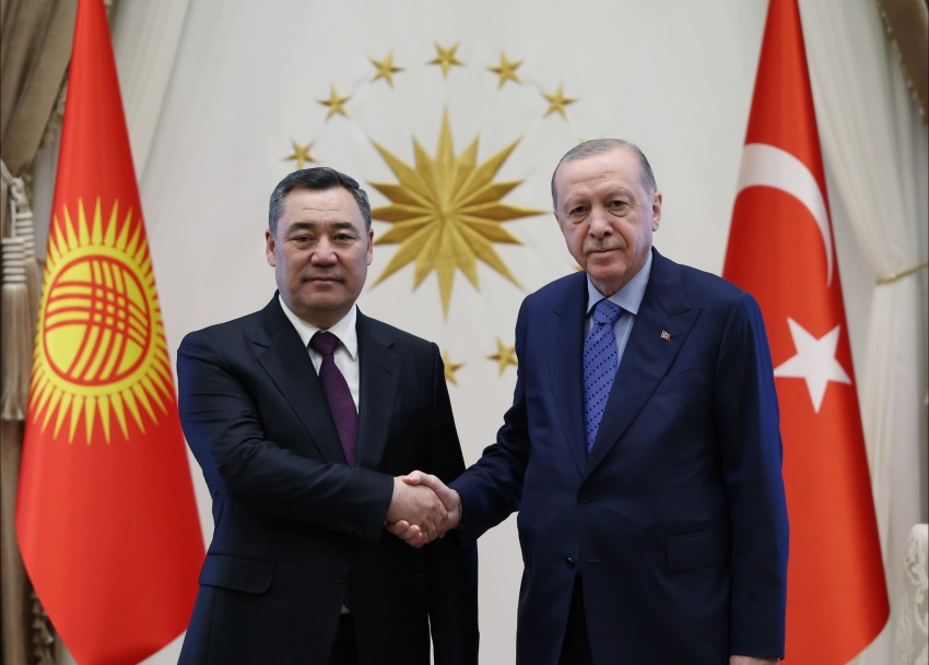 Kırgızistan Cumhurbaşkanı Caparov Ankara’da