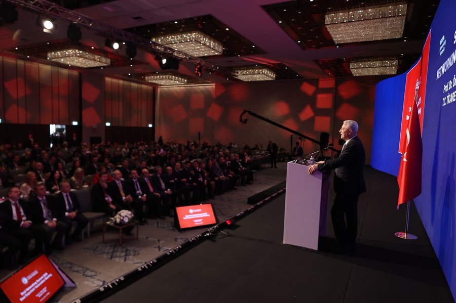 Ticaret Bakanı Ömer Bolat, Steel Networking Summits 2026'da Konuştu